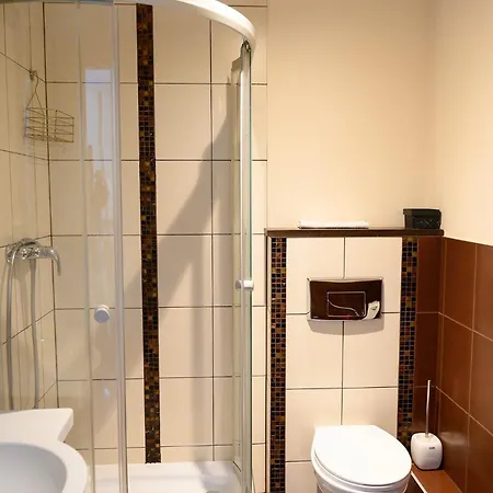 Goscinne Cykada * שצ'קלארסקה פוראובה