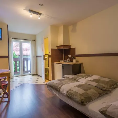 בית אירוח Goscinne Cykada שצ'קלארסקה פוראובה